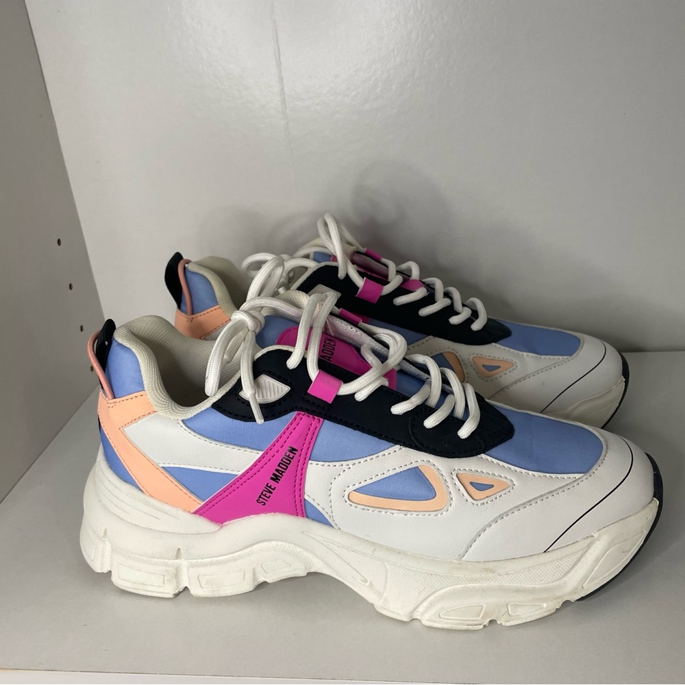 Steve Madden White and Blue Chunky Sneakers
